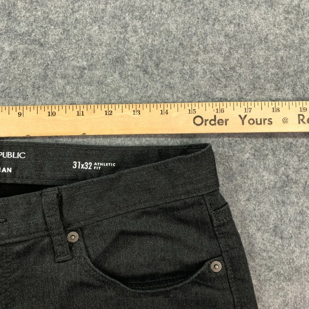 Banana Republic TRAVEL JEAN Mens Pants 31x32 (fits 31x30) Charcoal Athletic Fit
